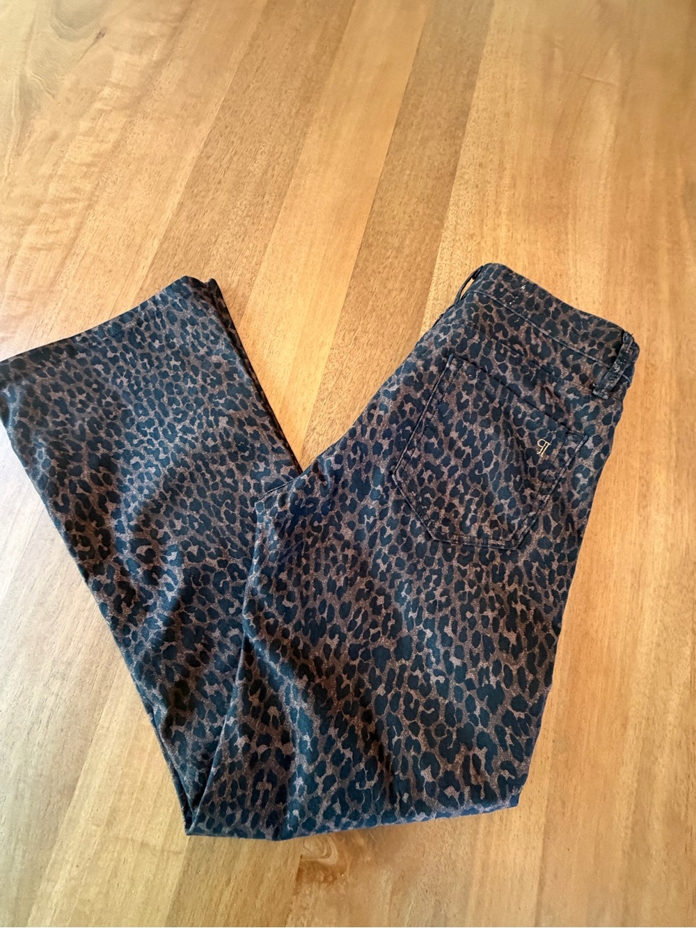 Pilcro High-Rise Wide-Leg Leopard-Print Jeans - Dark Brown & Black - Picture 4 of 5